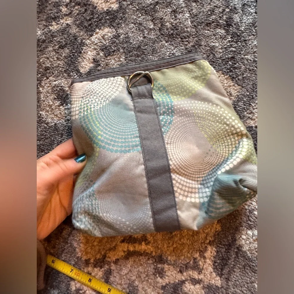 Safety 1st Gray and Green Storage Bag